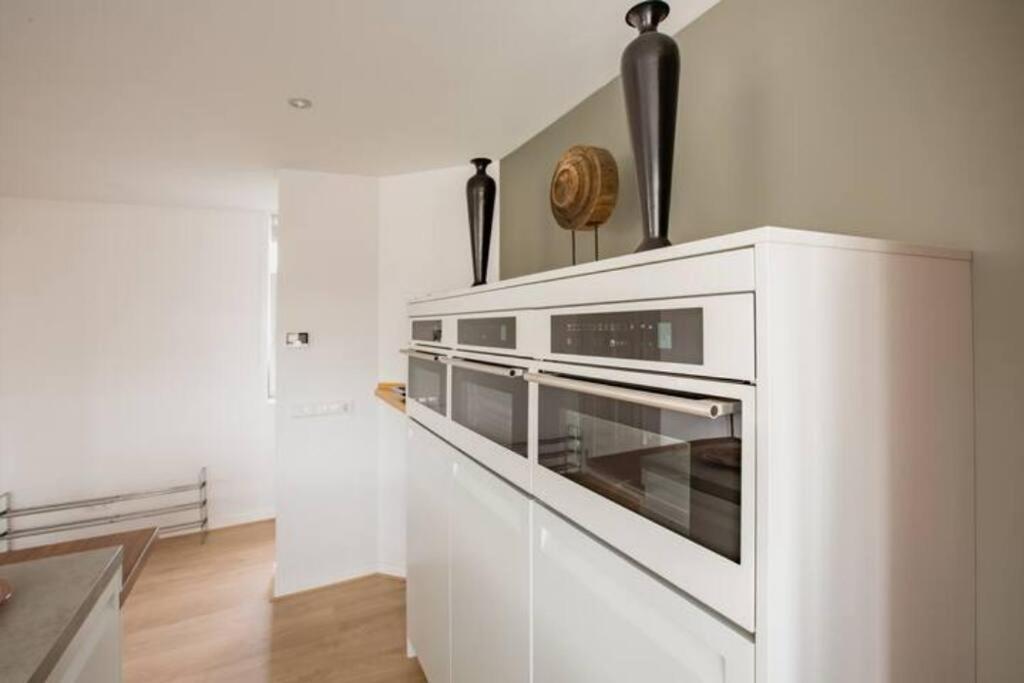 Luxury Apartment Within 30 Meters Of The Harbour Scheveningen กรุงเฮก ภายนอก รูปภาพ